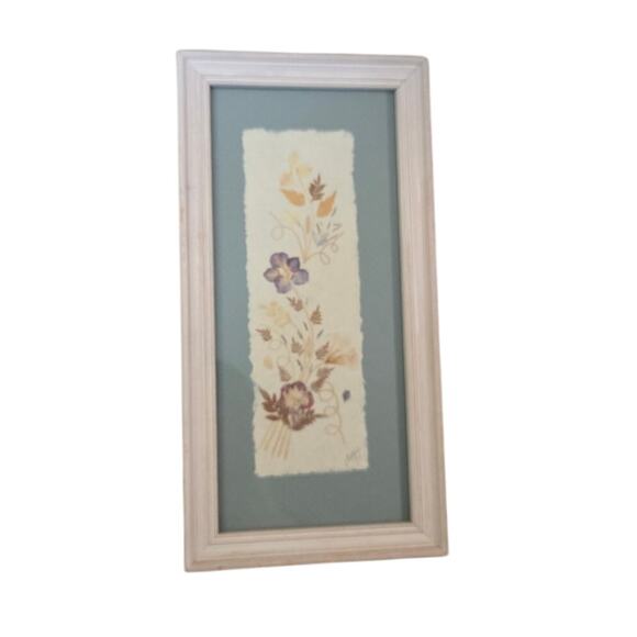 Vtg Art Framed Pressed Dried Flowers Handmade Signed 98 Cottage Core - Picture 1 of 9